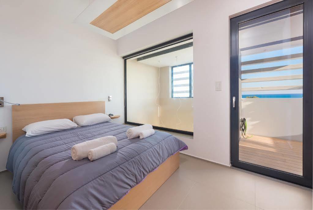 Albatross Beach Front Villas Геннади Экстерьер фото