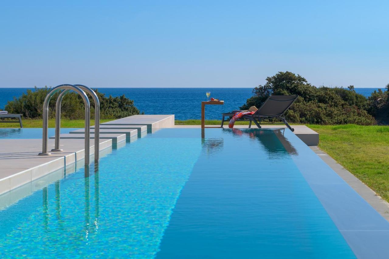 Albatross Beach Front Villas Геннади Экстерьер фото